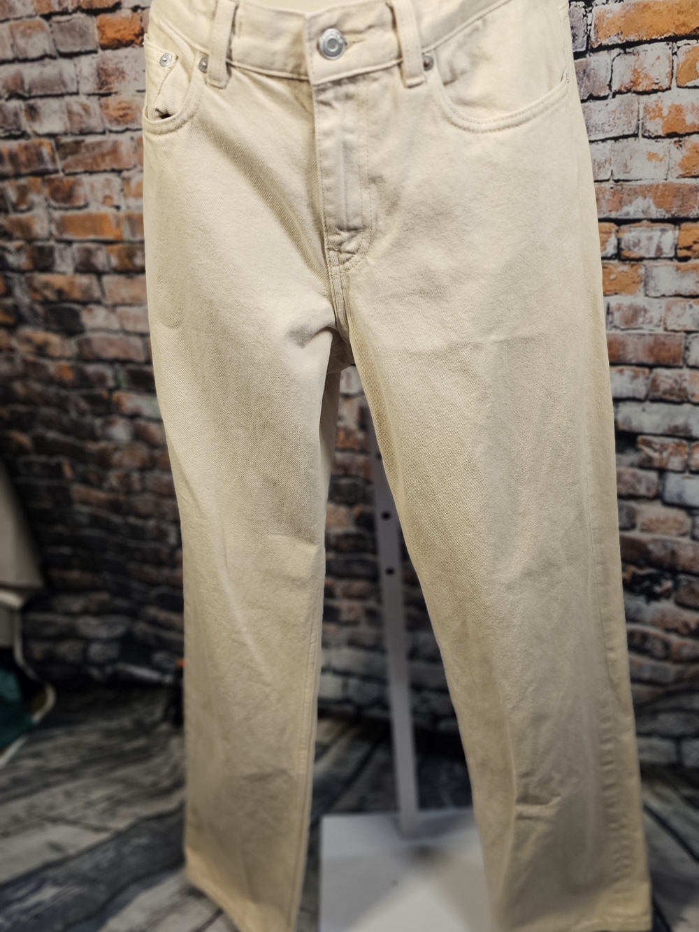 Arket High-Rise Straight Jeans in Cream